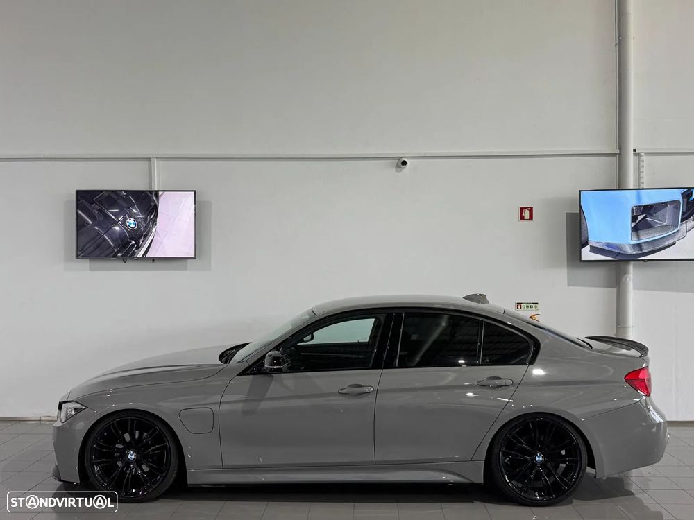 BMW 330 - 10