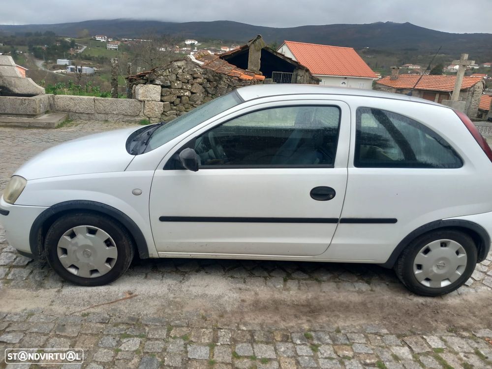 Opel CORSA-C VAN - 4