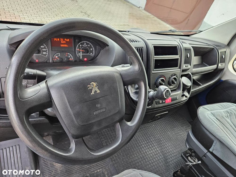 Peugeot BOXER - 17