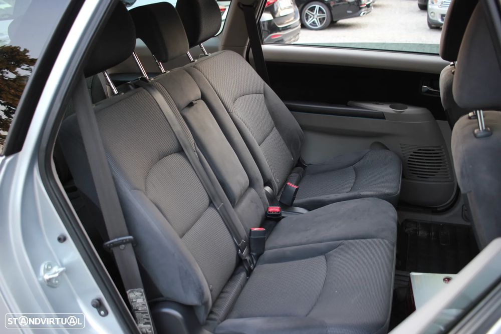 Mitsubishi Grandis 2.0 DI-D Sport - 21