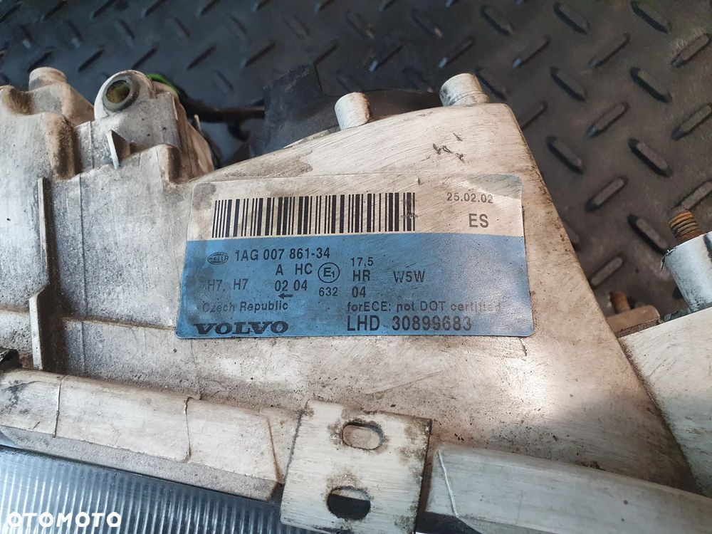 LAMPA PRAWY PRZÓD VOLVO V40 LIFT 30899683 CIEMNA + KIERUNKOWSKAZ KOMPLET EUROPA - 5