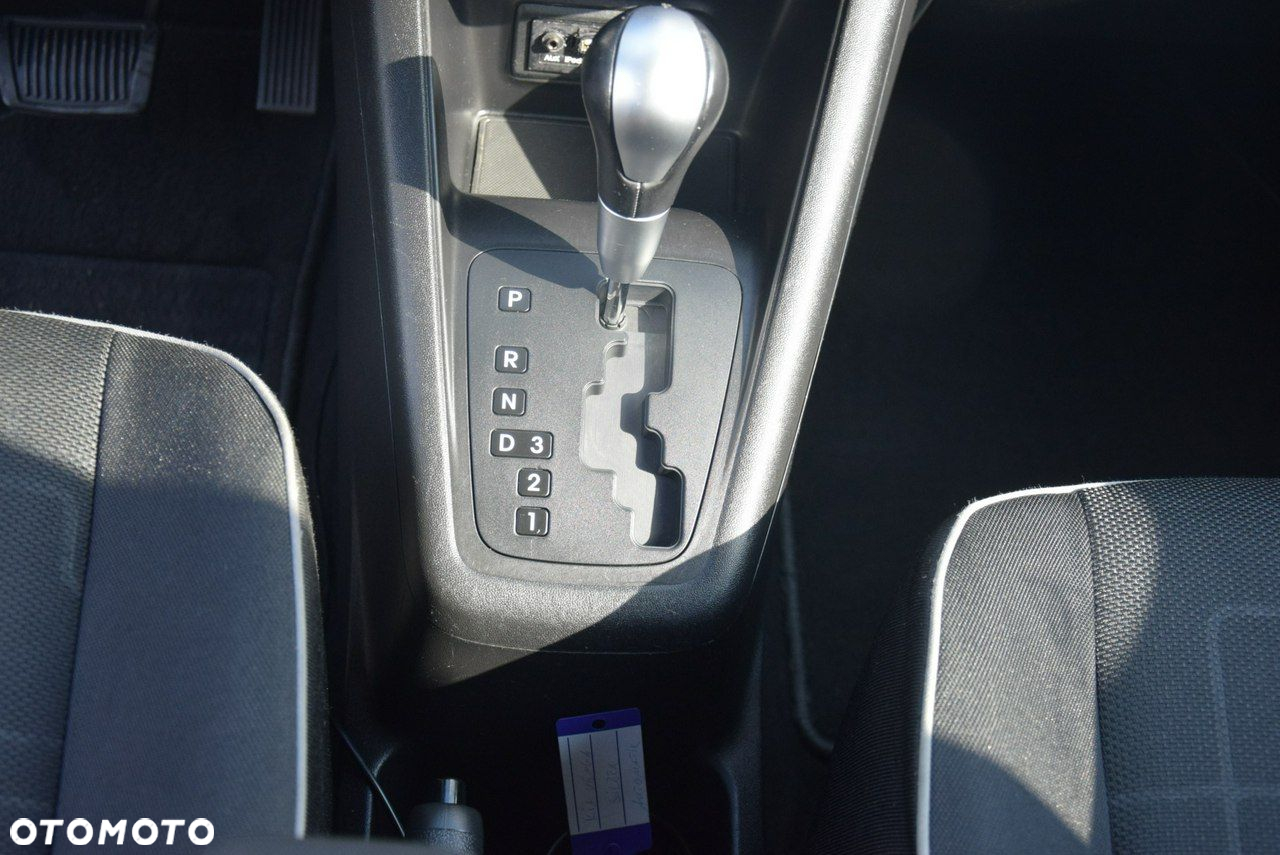 Kia Venga 1.6 CVVT Automatik Fifa World Cup Edition - 23