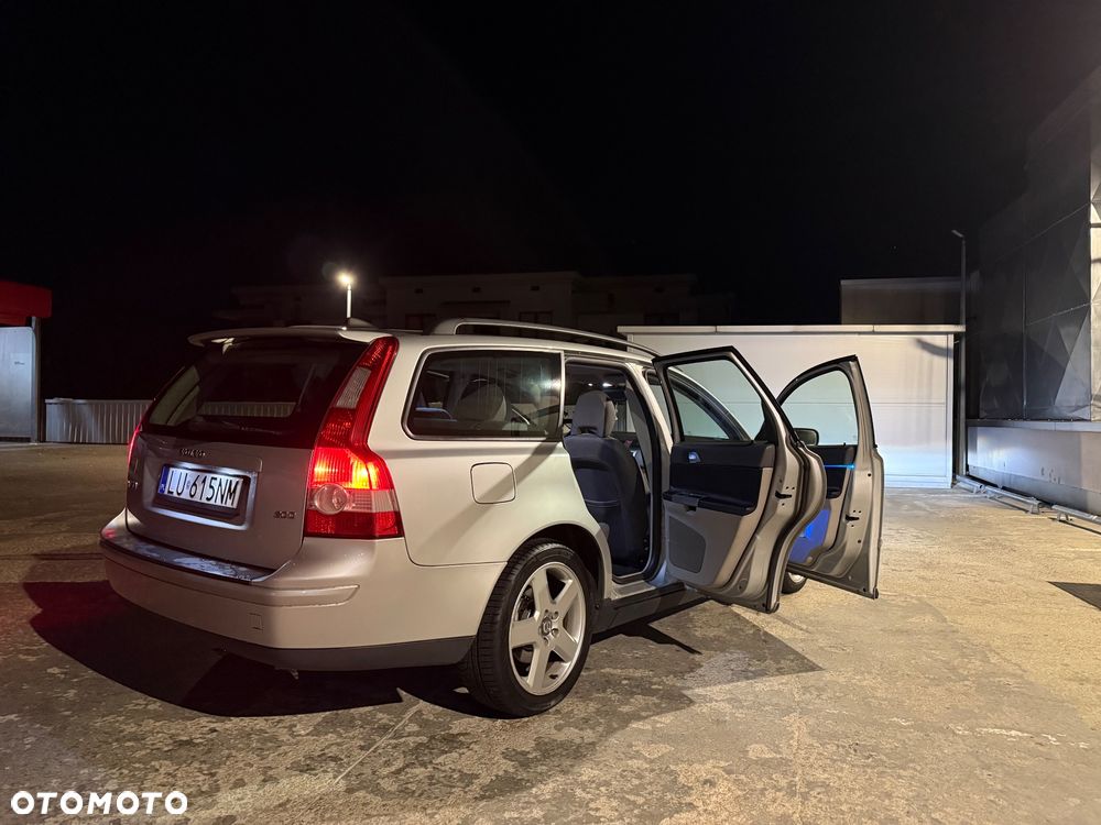 Volvo V50 2.0D Momentum - 5