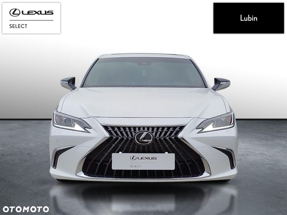 Lexus ES - 8