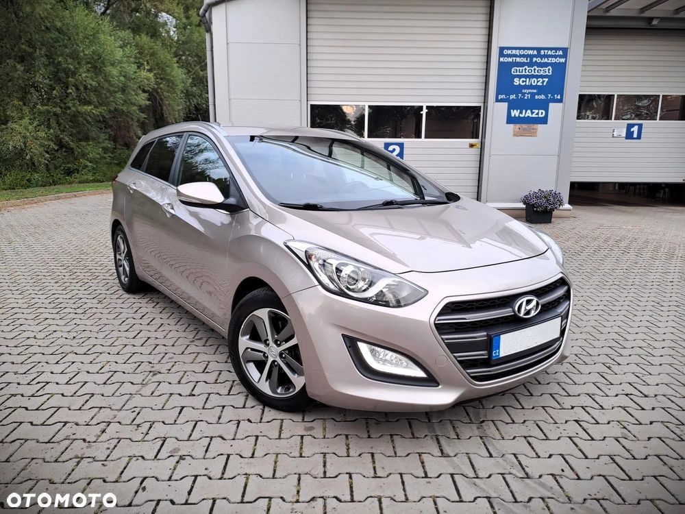 Hyundai i30 blue 1.6 GDI YES Gold - 17