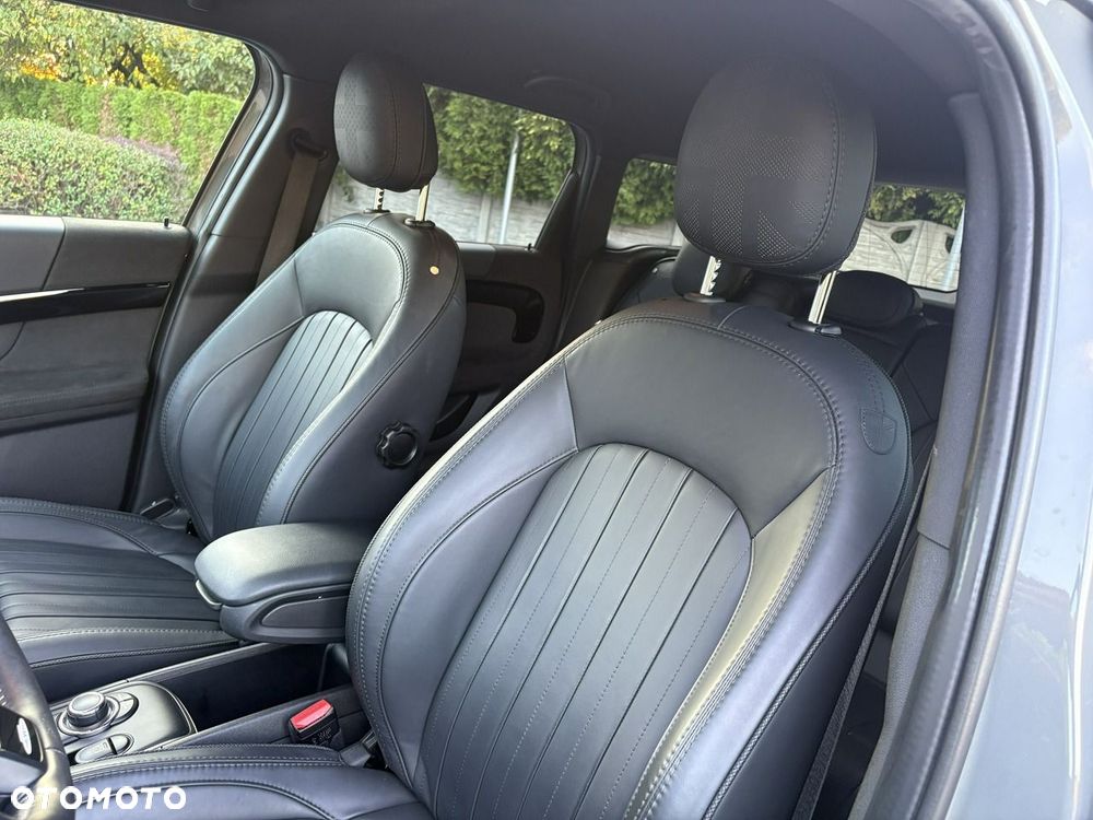 MINI John Cooper Works - 23