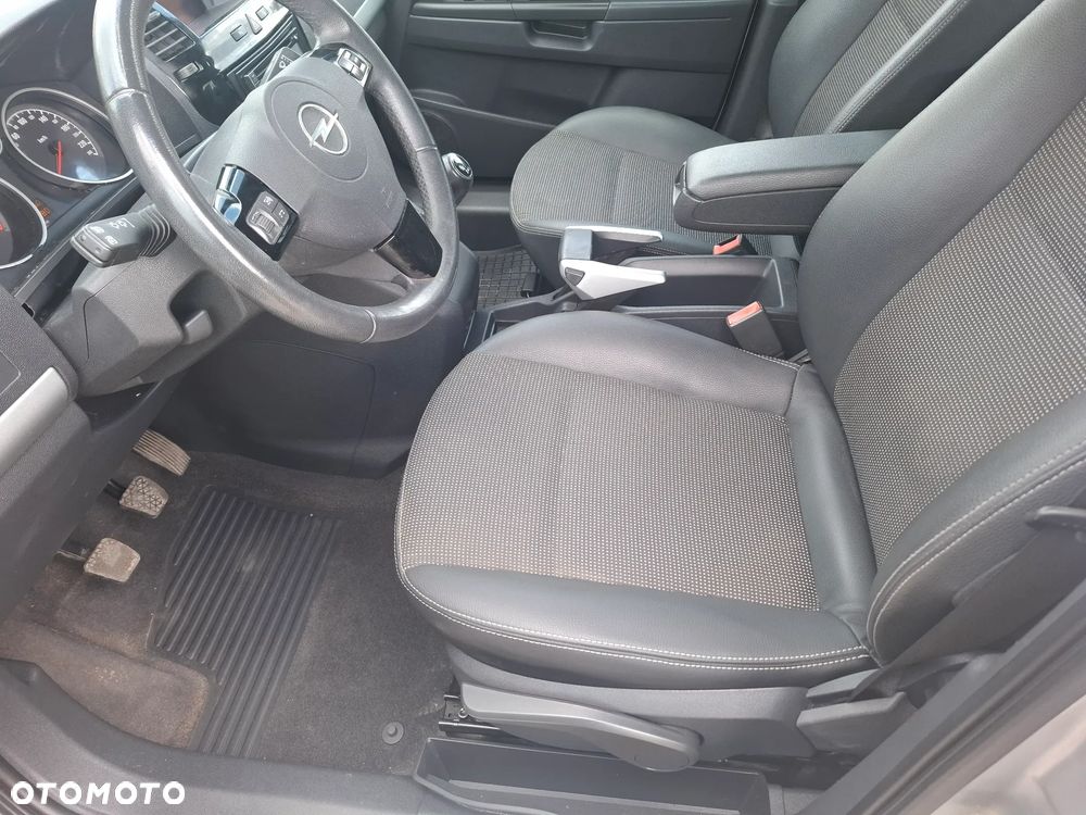 Opel Zafira 1.7 CDTI Cosmo EU5 - 13