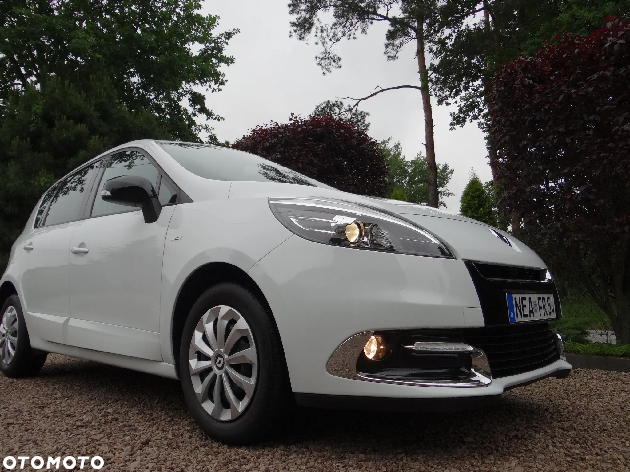 Renault Scenic dCi 110 EDC Bose Edition - 6