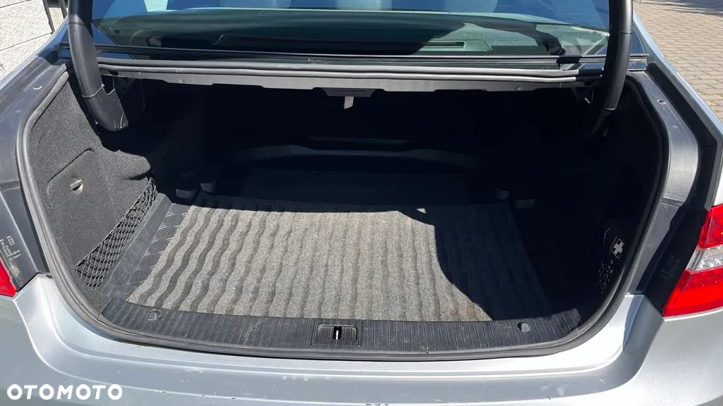 Mercedes-Benz Klasa E 250 CDI 4-Matic BlueEff Elegance - 8