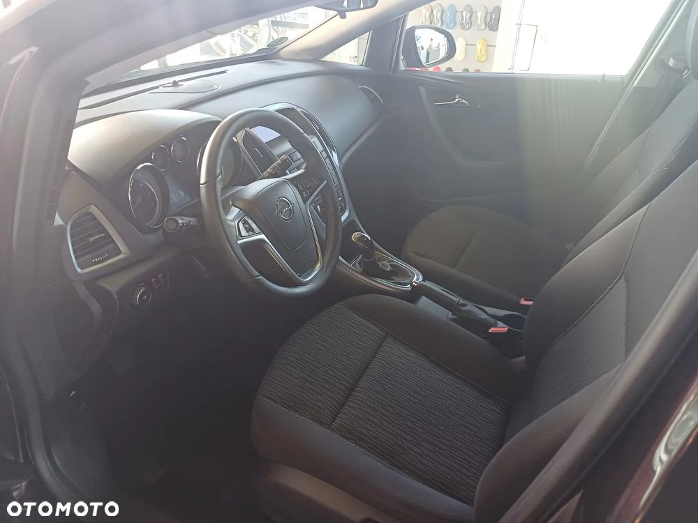 Opel Astra 1.6 CDTI Enjoy - 11