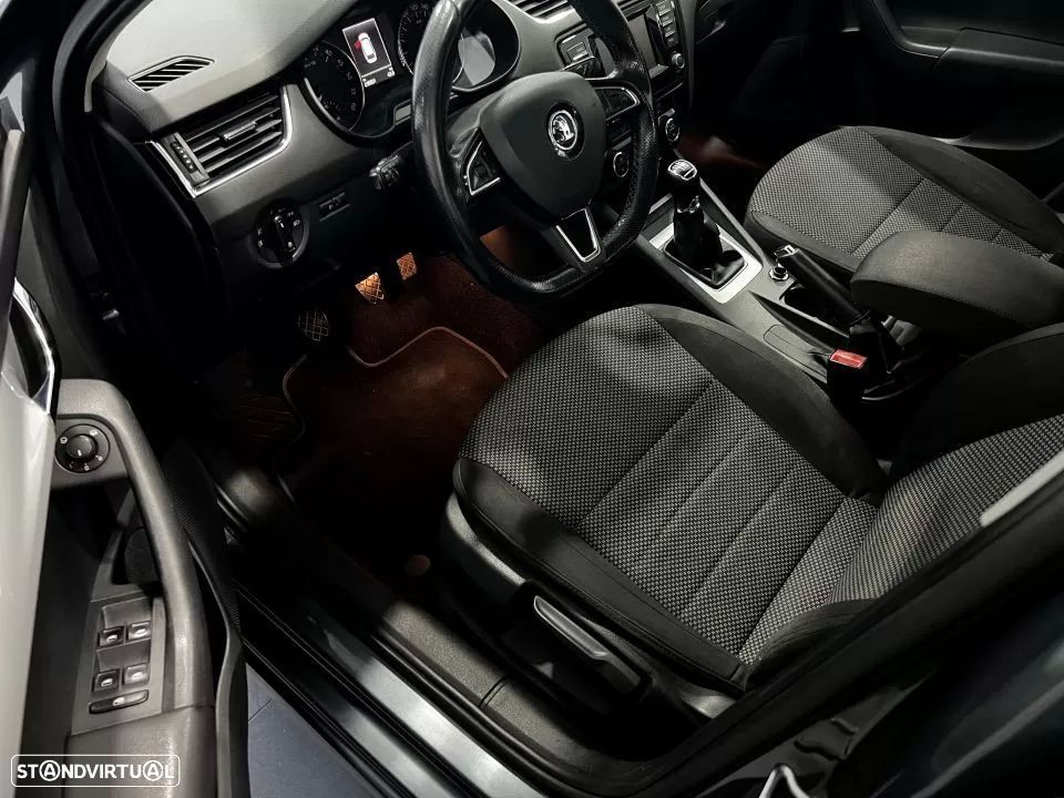 Skoda Octavia Break - 9
