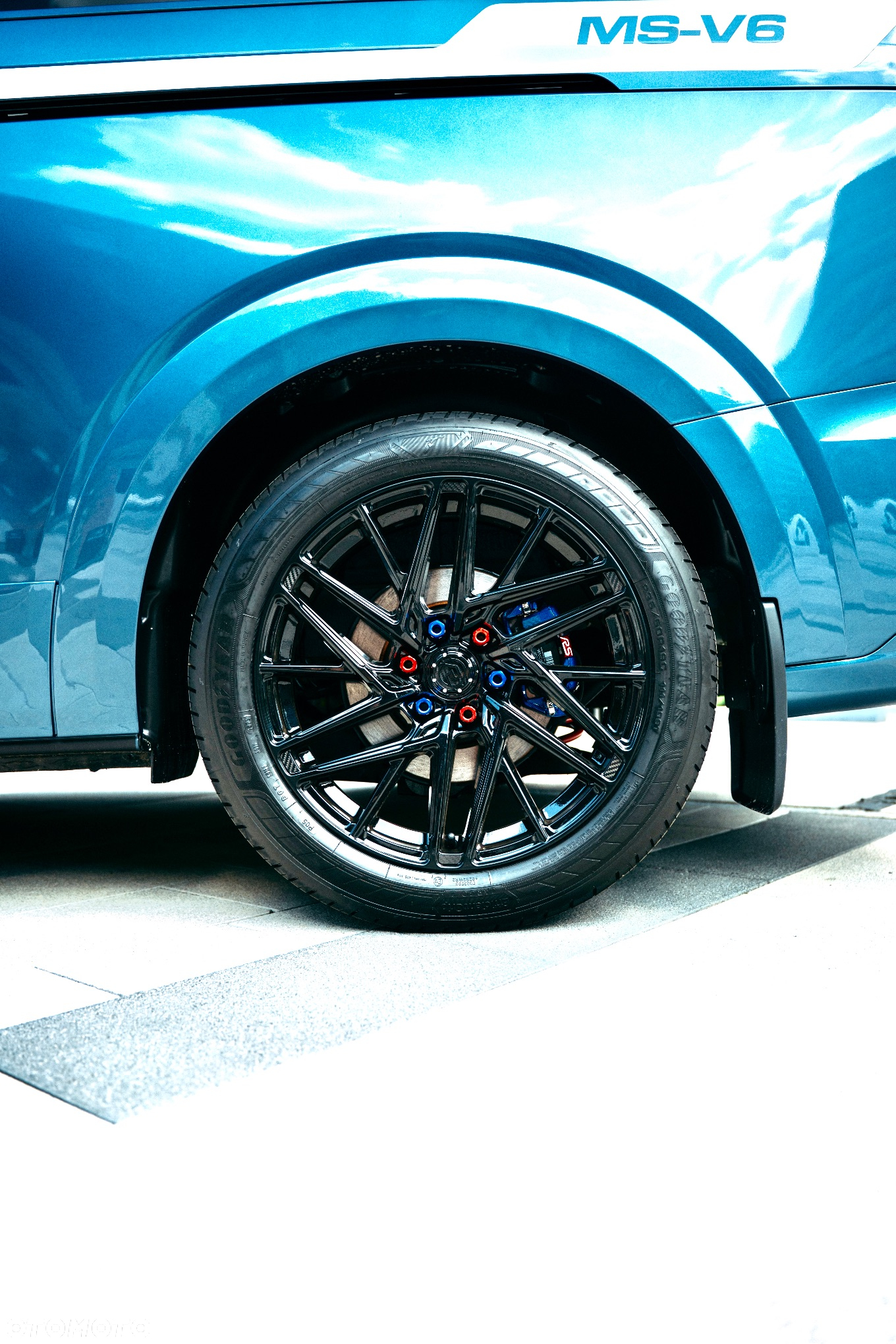 Ford Tourneo Custom 2.0 EcoBlue 320 AWD L2 Active - 15