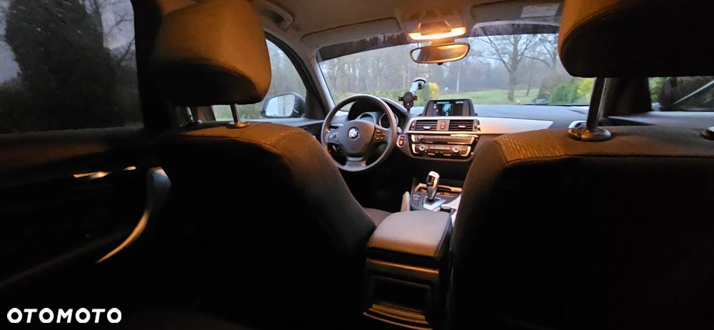 BMW Seria 1 118i Advantage - 26