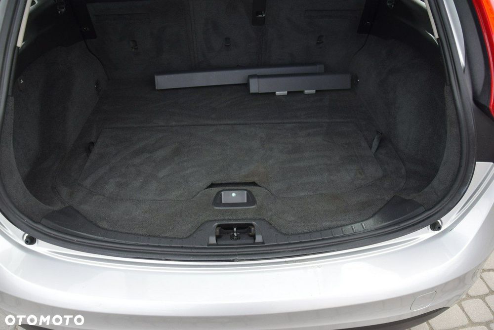 Volvo V60 D4 Momentum - 22