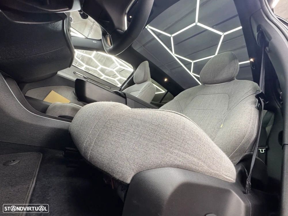 Volvo EX30 Twin Motor Performance AWD Ultra - 21