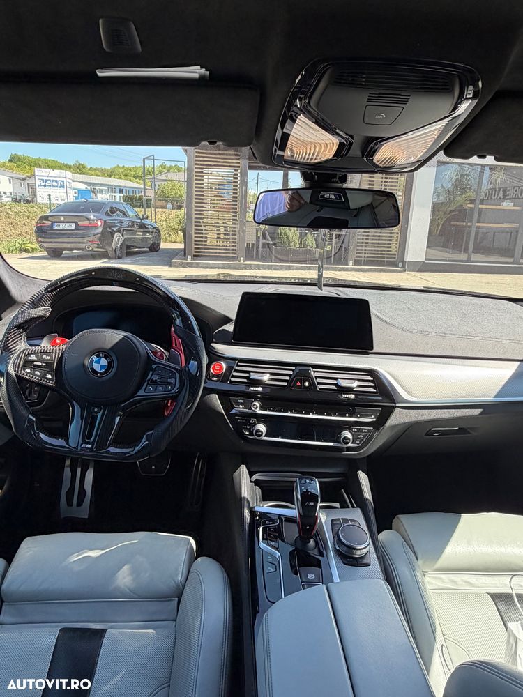 BMW M5 CS AT - 11