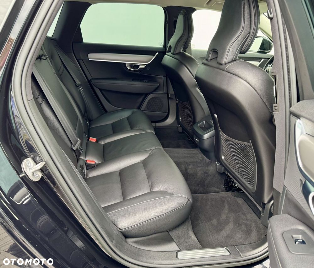 Volvo V90 - 19