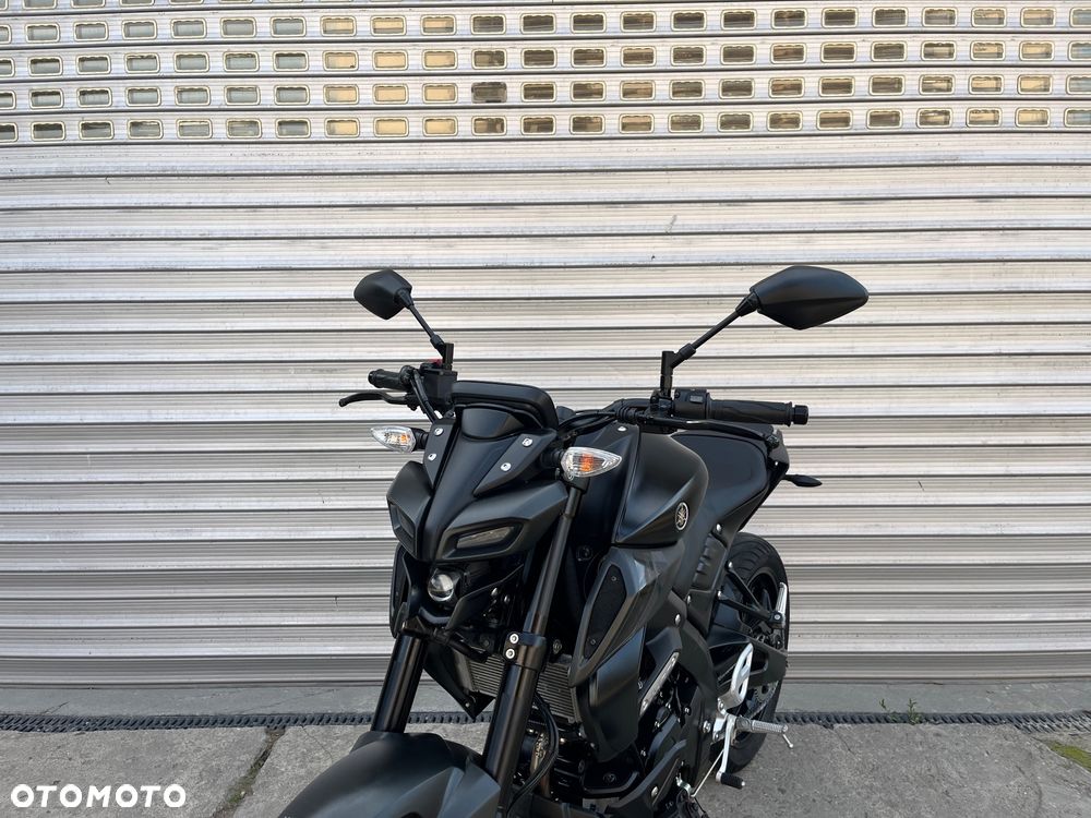 Yamaha MT - 24