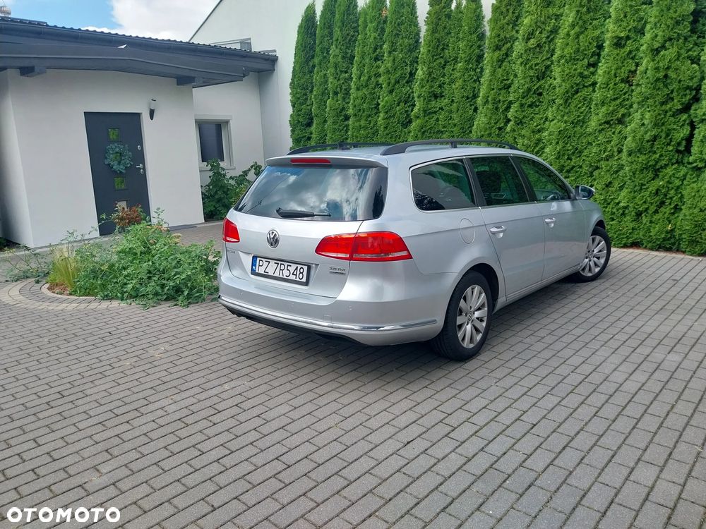 Volkswagen Passat 2.0 TDI BlueMotion Technology Comfortline - 4