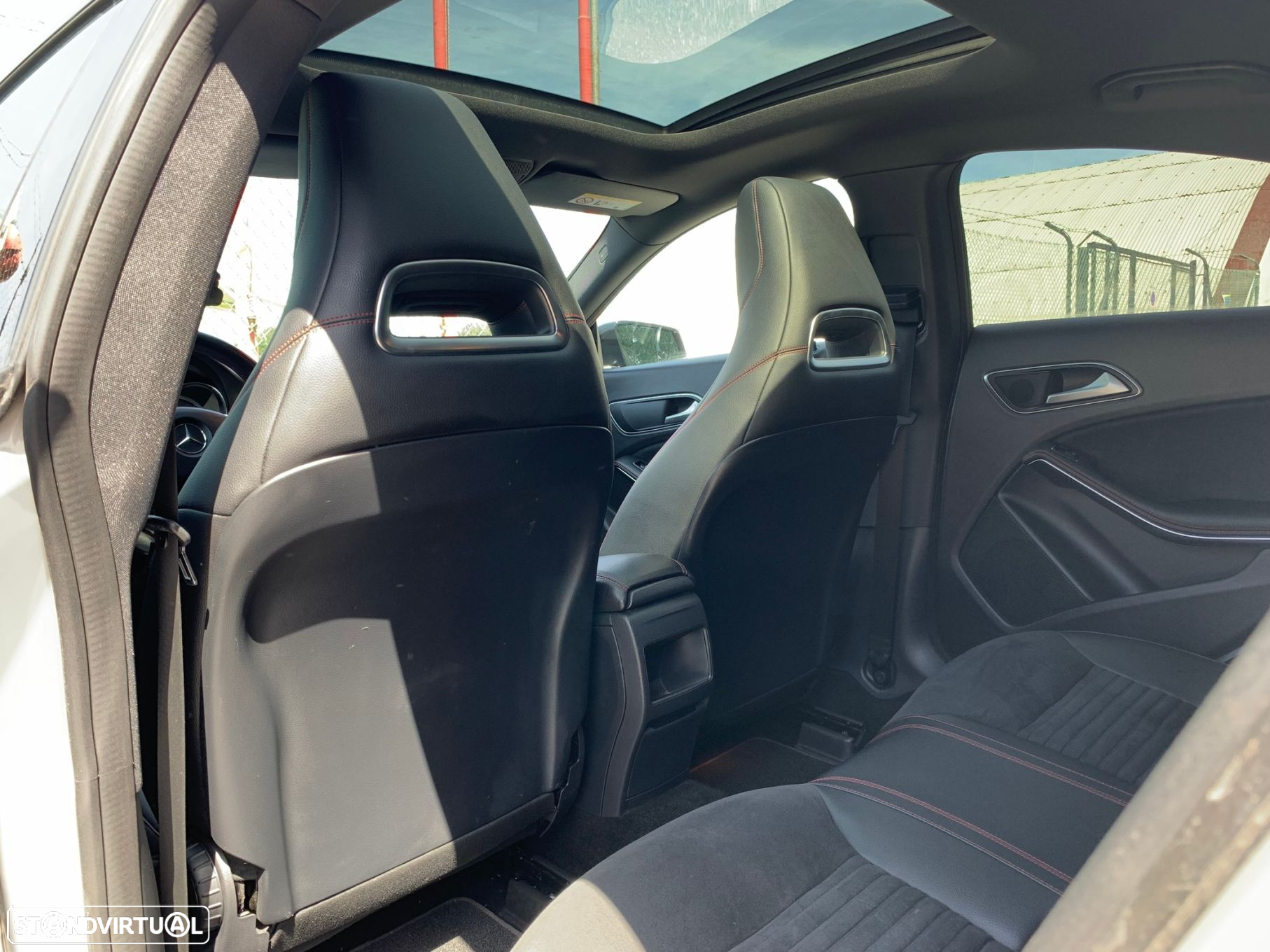 Mercedes-Benz CLA 200 CDi AMG Line - 11
