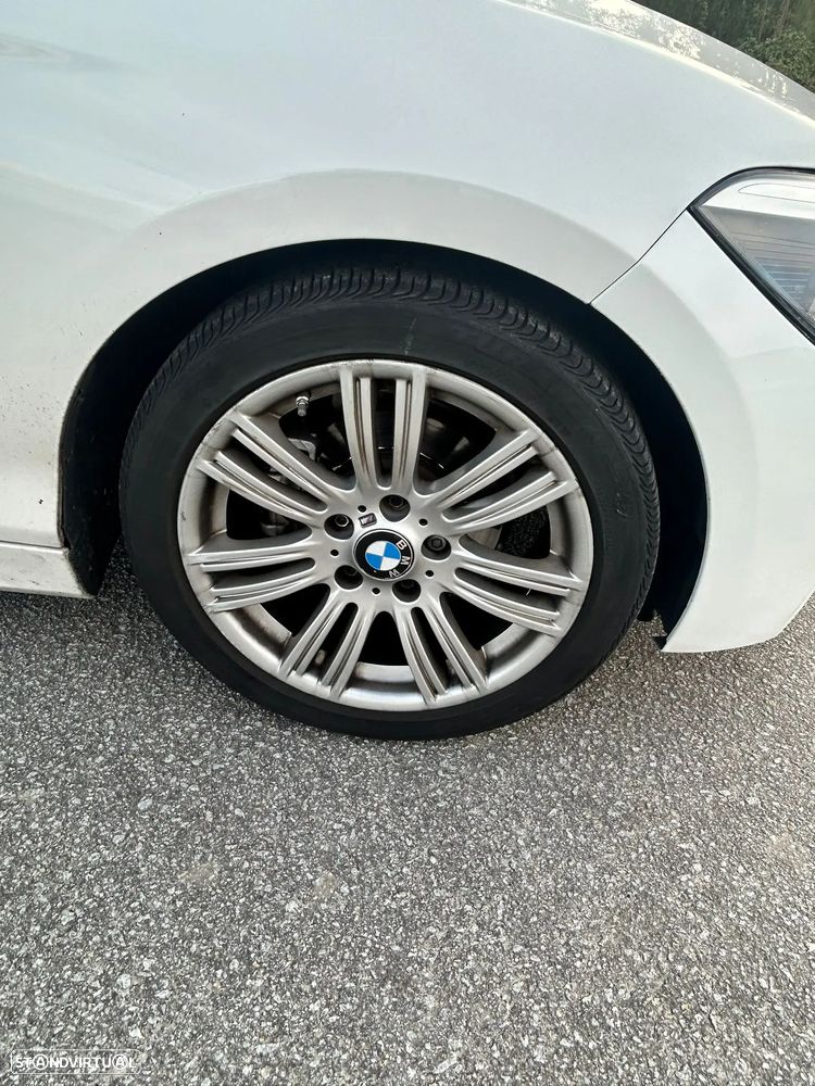 BMW 118 d Pack M - 11