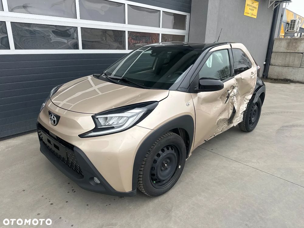 Toyota Aygo X 1.0 VVT-i Selection CVT - 3