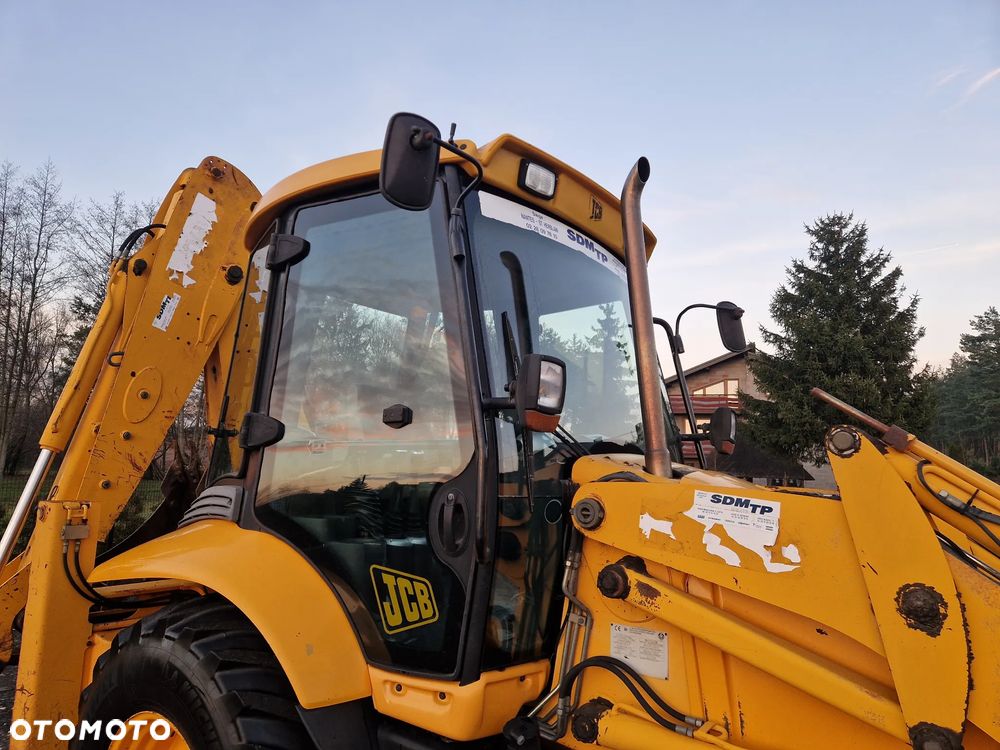JCB 3CX - 32