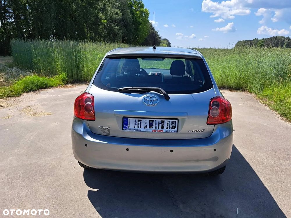 Toyota Auris - 8