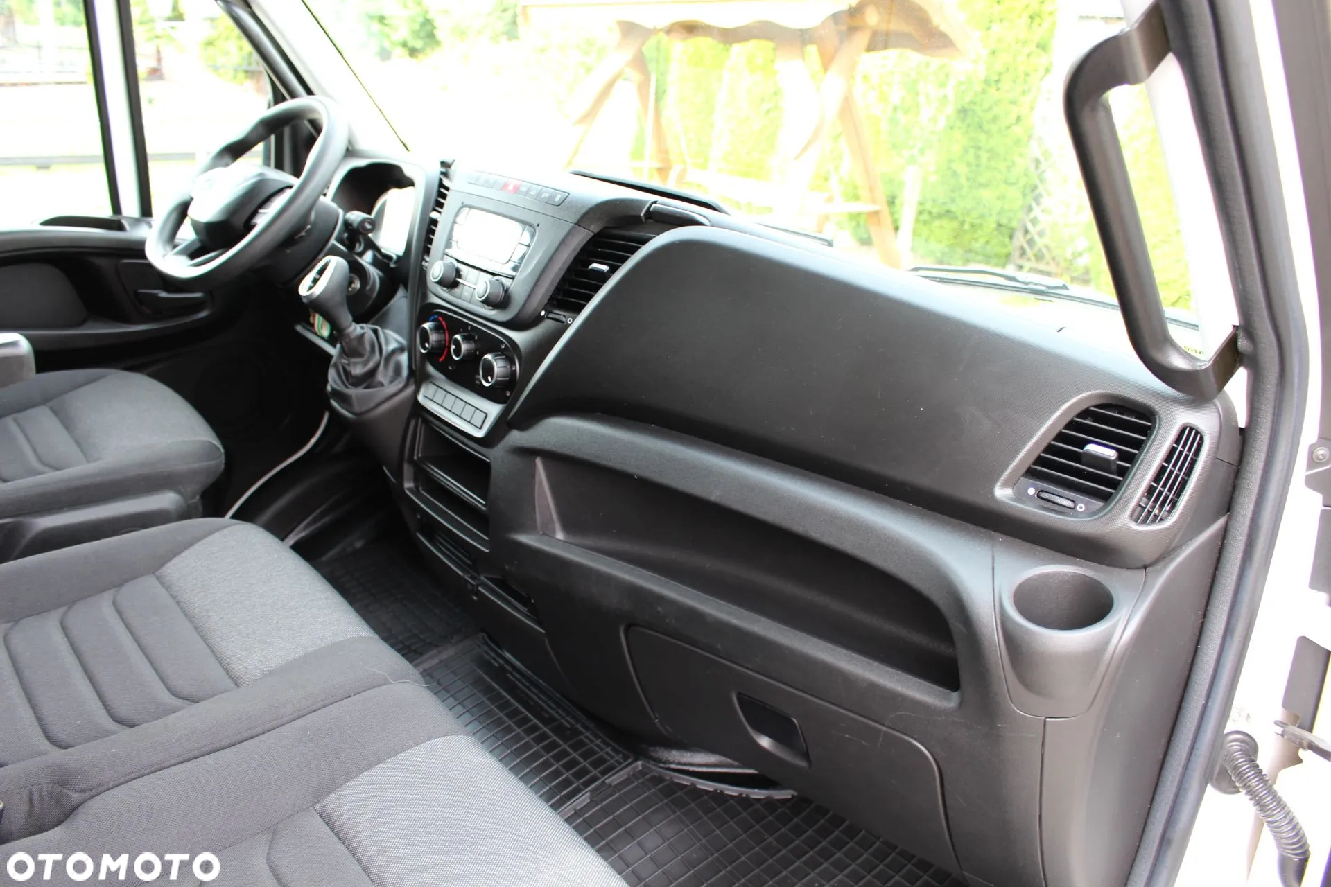 Iveco DAILY 50C18 3.0 180KM AUTOMAT POLSKI SALON 83 TYS KM 1X FIRANKA  JAK NOWY - 26