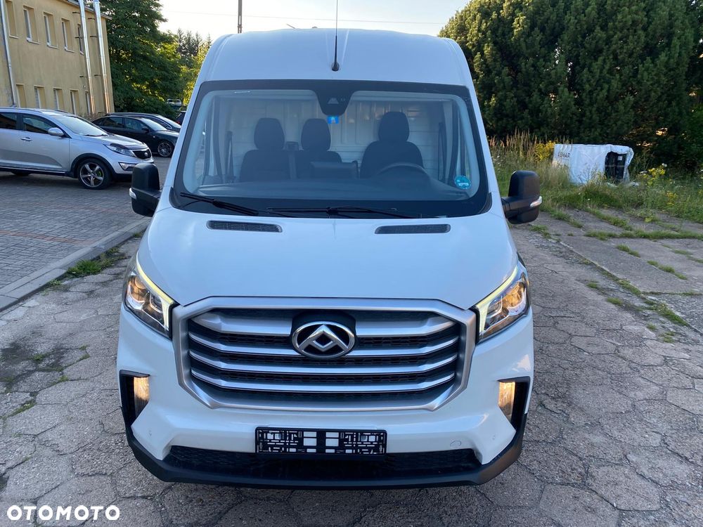Maxus Deliver 9 - 25