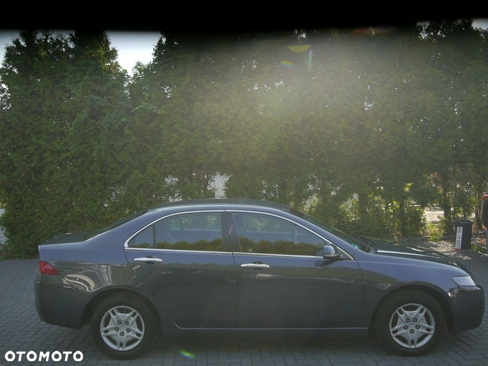 Honda Accord 2.0 Executive - 10