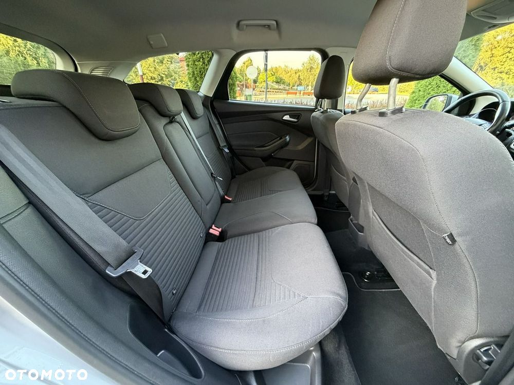 Ford Focus - 12