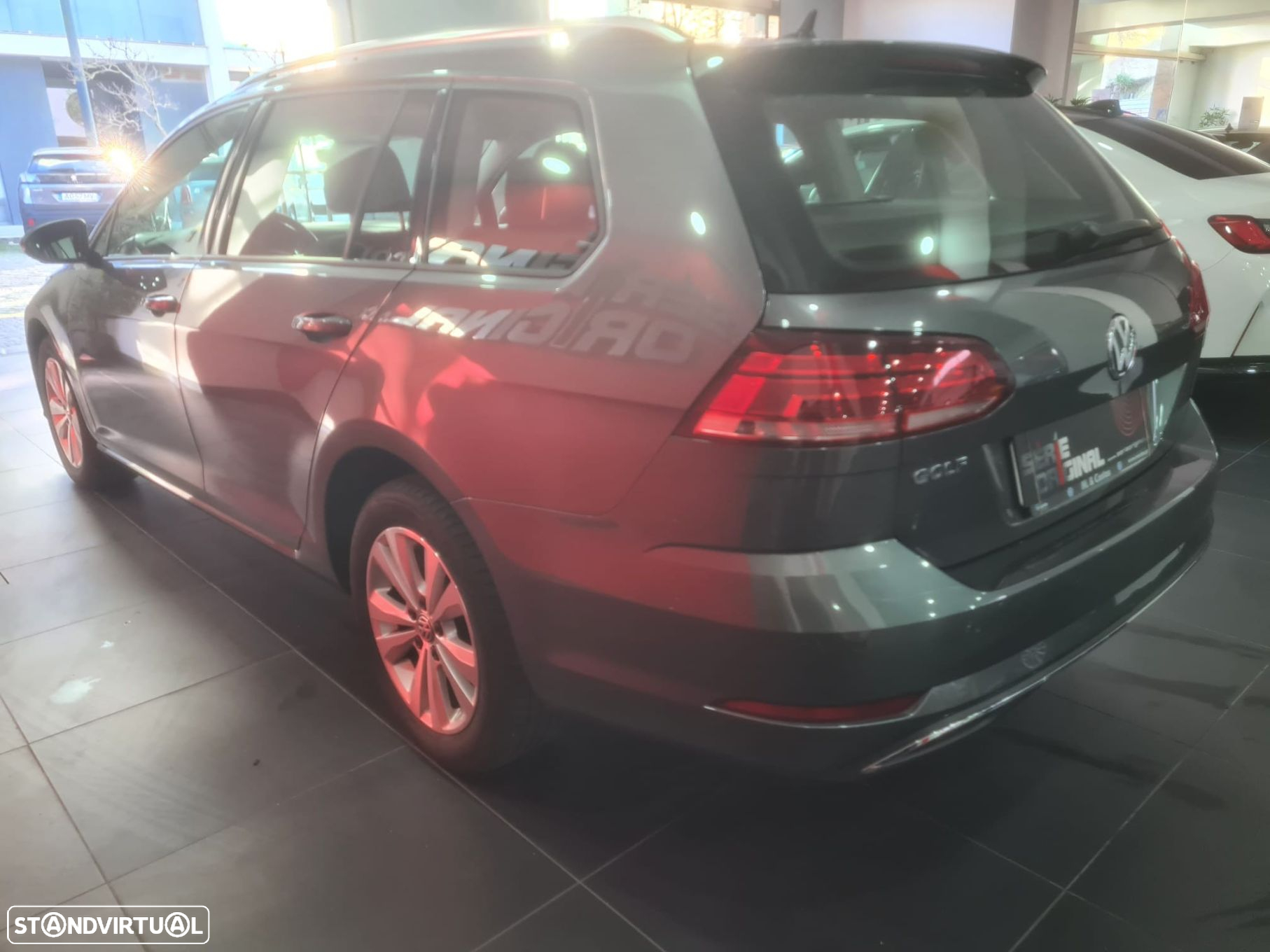 VW Golf Variant 1.6 TDi Confortline - 7