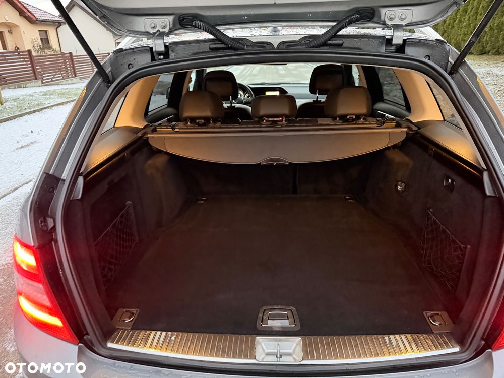 Mercedes-Benz Klasa C - 27