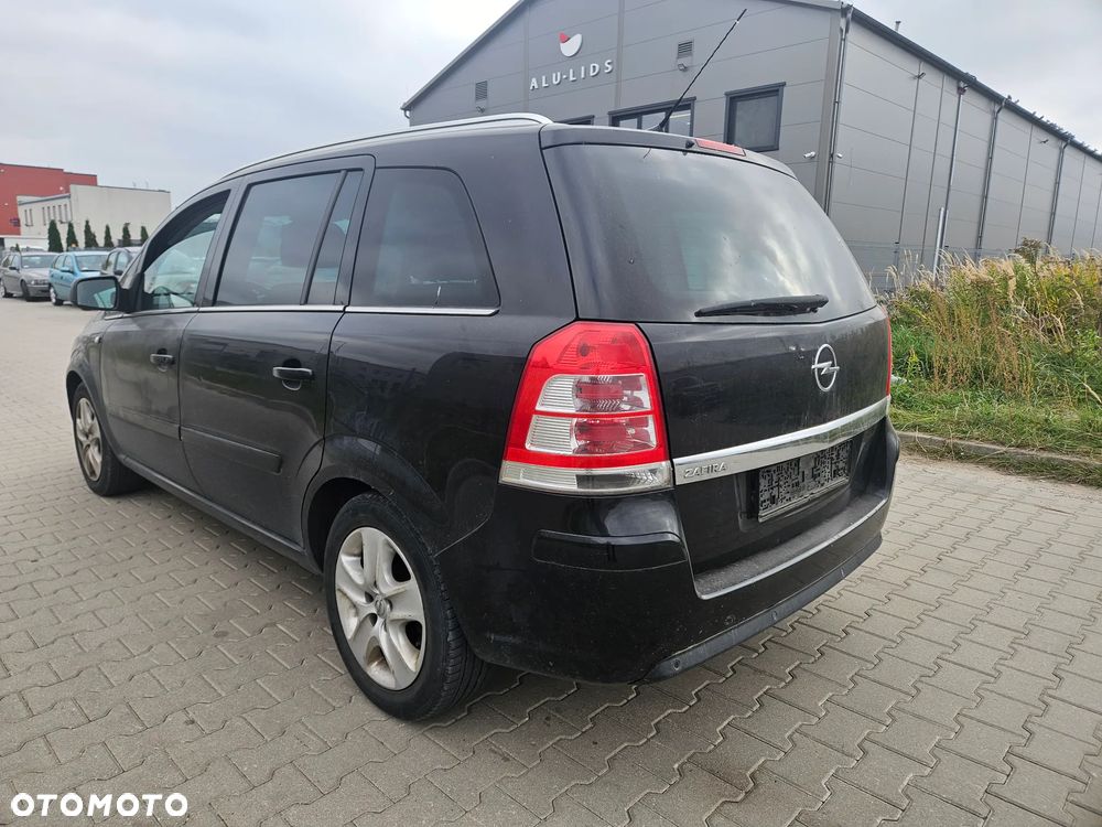 Opel Zafira 2011 photo 4