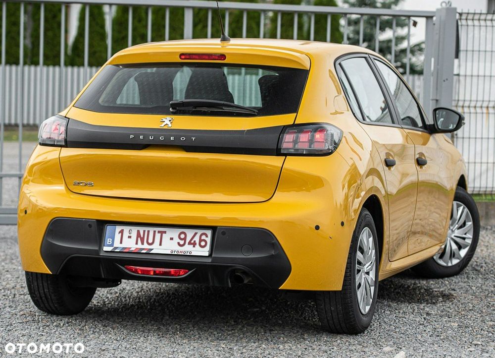 Peugeot 208 - 12