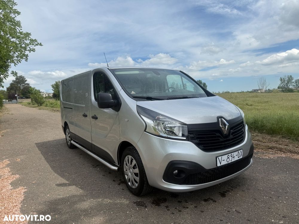 Renault Trafic - 2