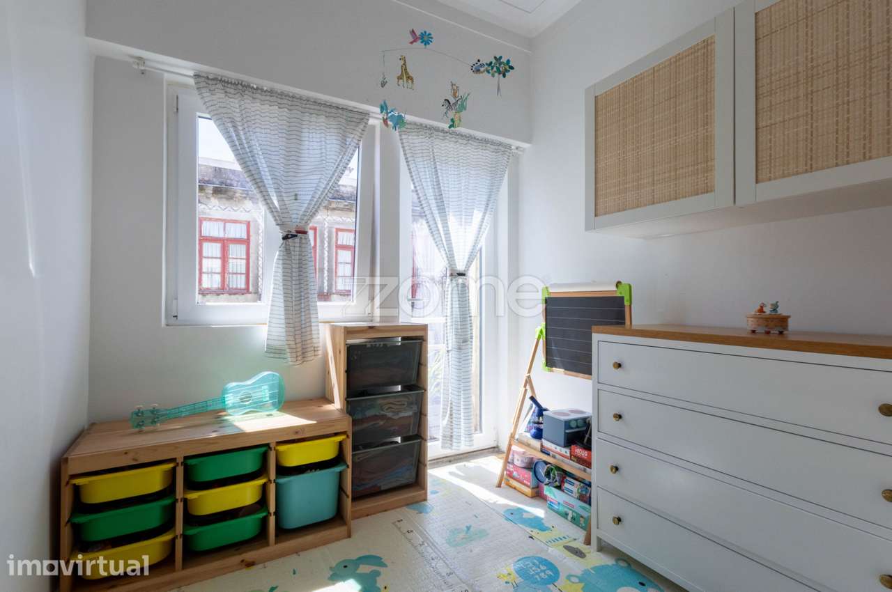 Apartamento T2+1 Renovado, ao Marquês, Porto - Grande imagem: 5/26