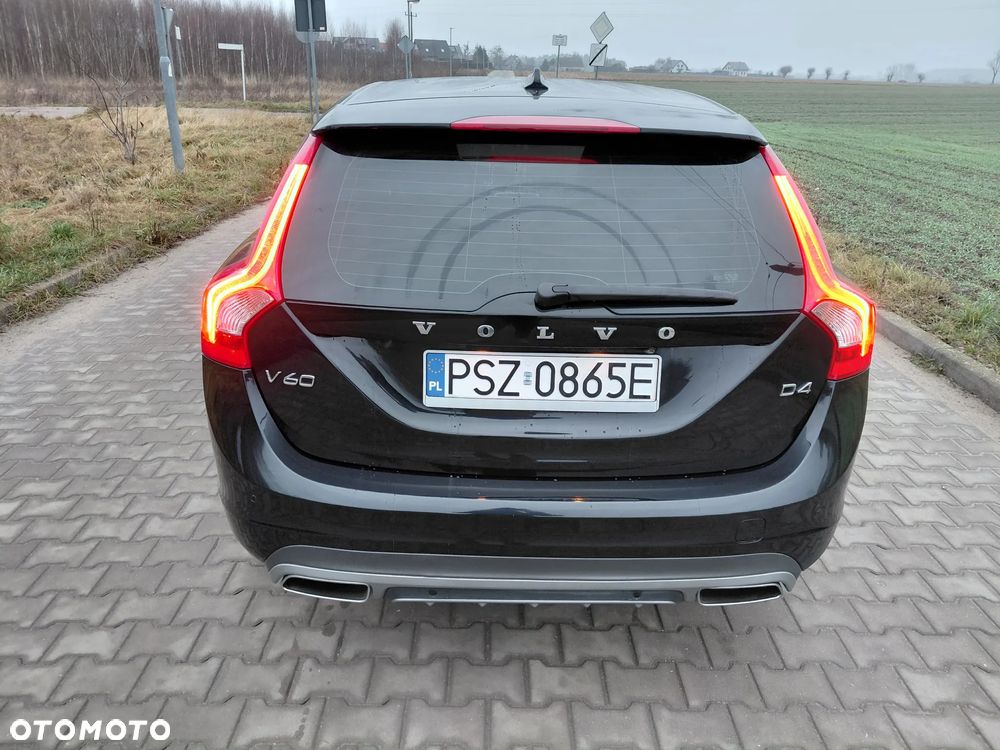 Volvo V60 D4 Geartronic Summum - 5