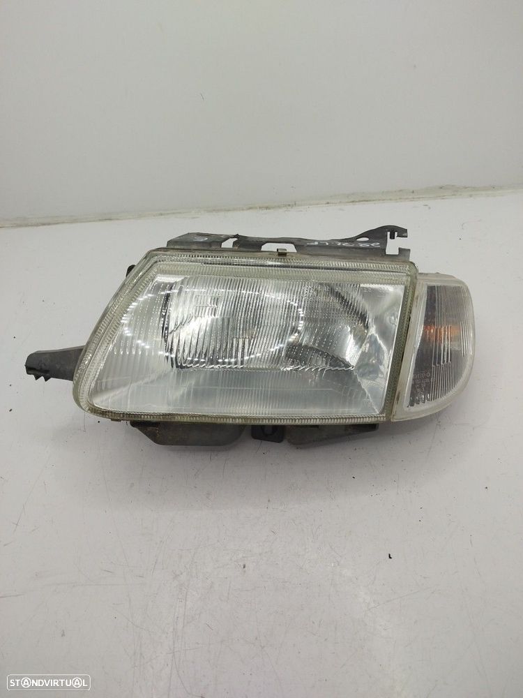 Farol/ Otica Dianteiro Esq Citroën Saxo (S0, S1) - 1