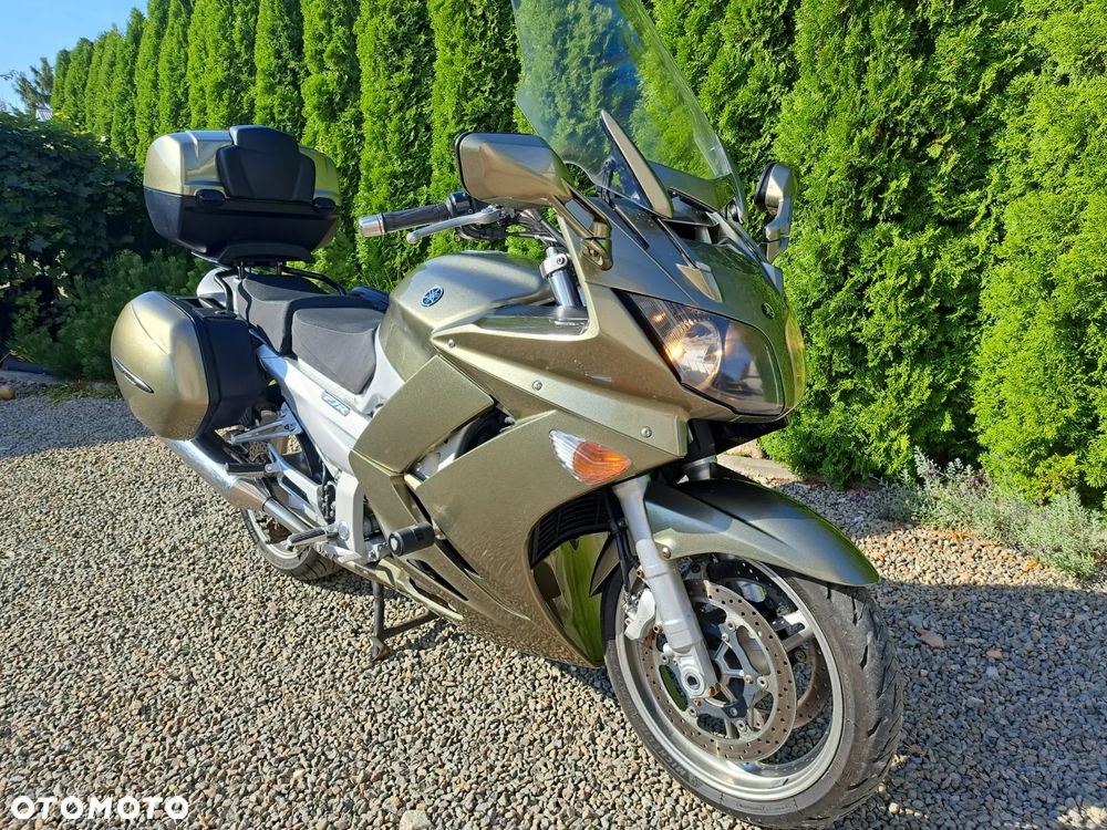 Yamaha FJR - 14