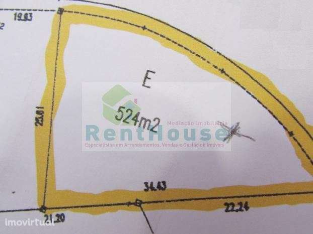 Oportunidade - Terreno Para Moradia Unifamiliar - Grande imagem: 2/3