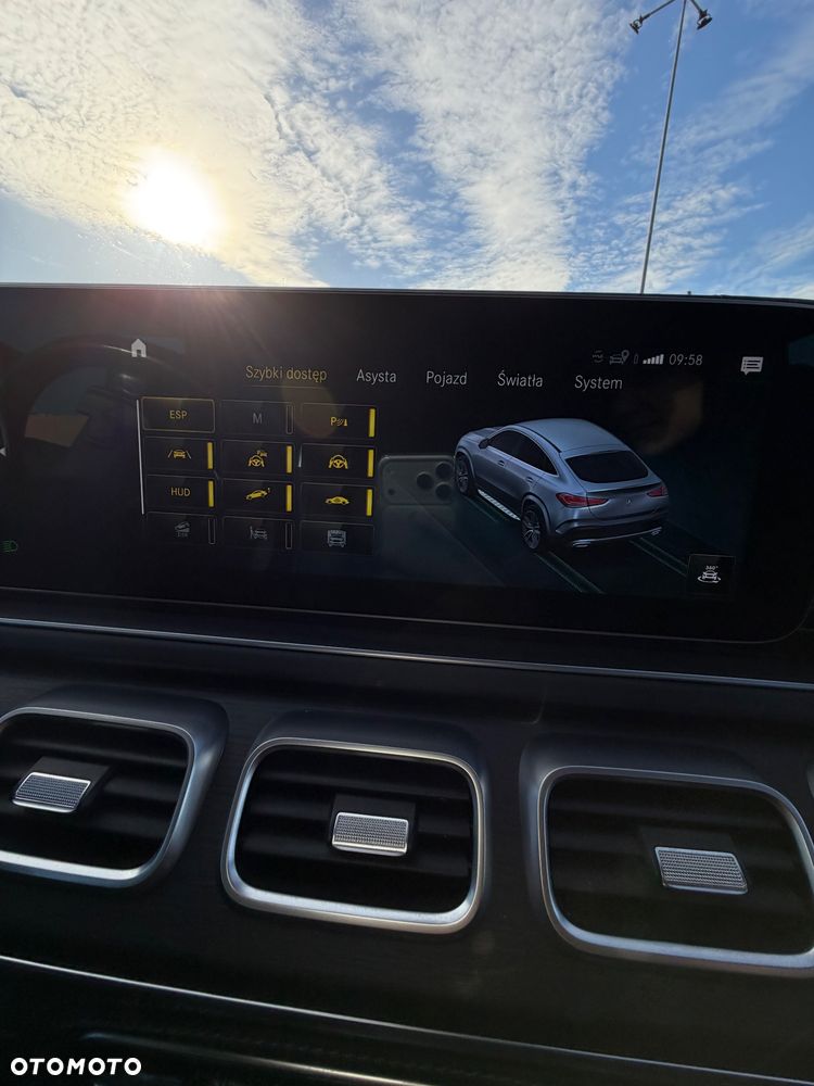 Mercedes-Benz GLE - 32