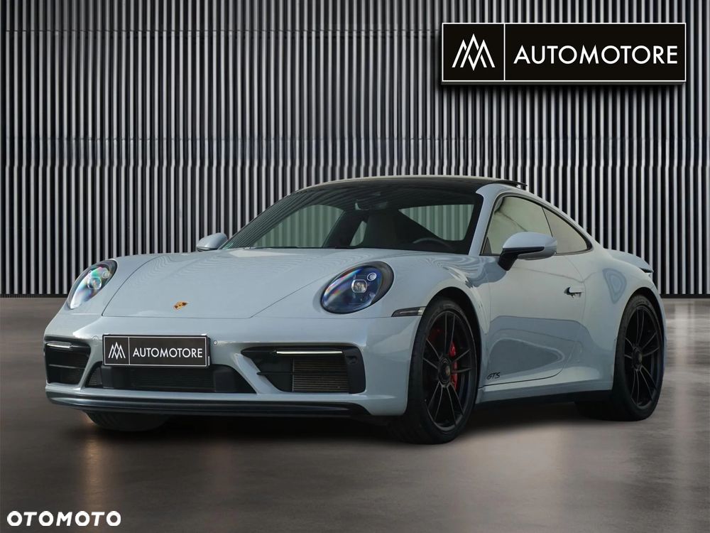 Porsche 911 Carrera 4 GTS - 7