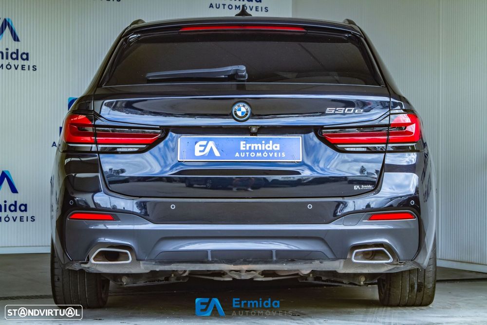 BMW 530 e Pack Desportivo M - 5