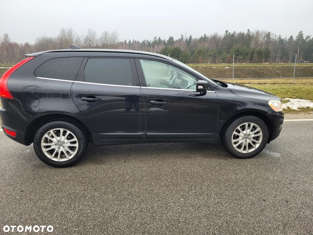 Volvo XC 60 2.4D AWD Momentum - 3