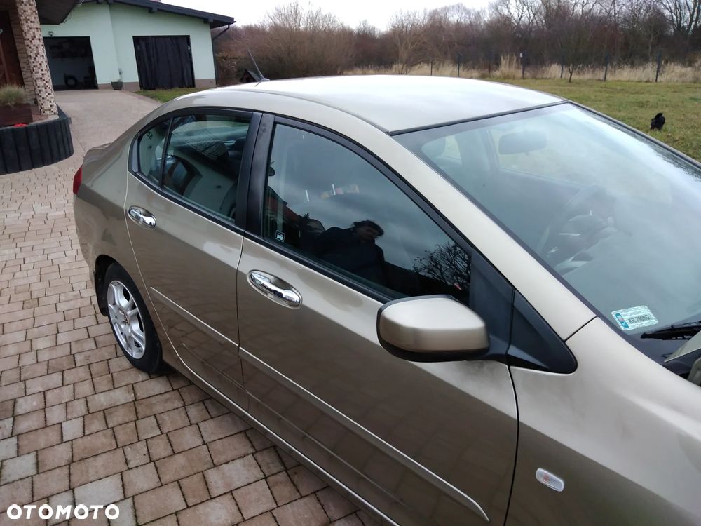 Honda City 1.4 Comfort - 2