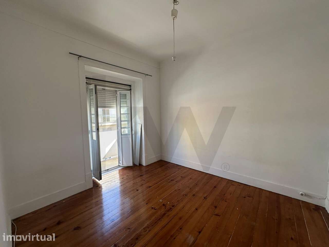Elegância e Charme no Coração das Amoreiras – Apartamento T5 - Grande imagem: 3/21
