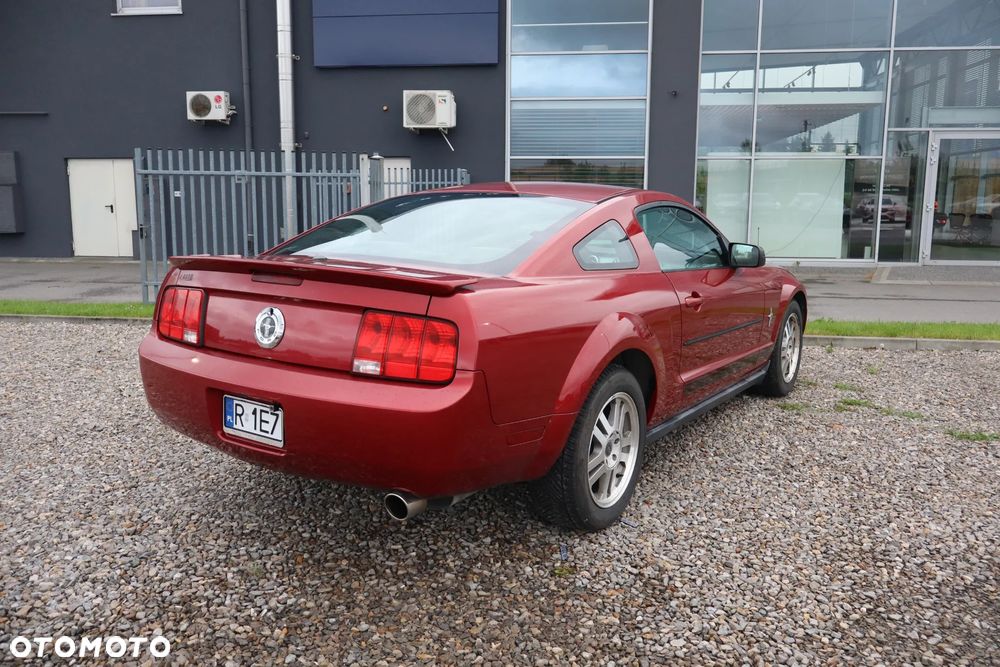Ford Mustang 4.0 V6 - 6