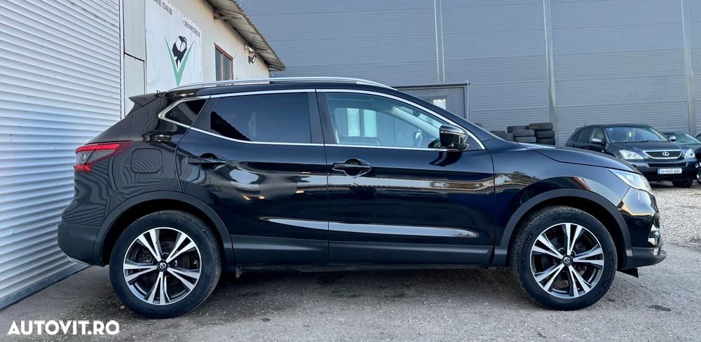 Nissan Qashqai 1.3 DIG-T N-CONNECTA - 17